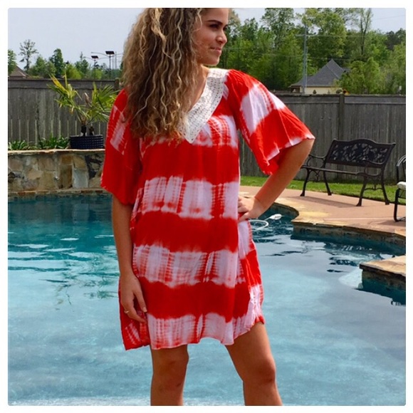 Dresses & Skirts - Red & White Tie Dye Crochet Dress